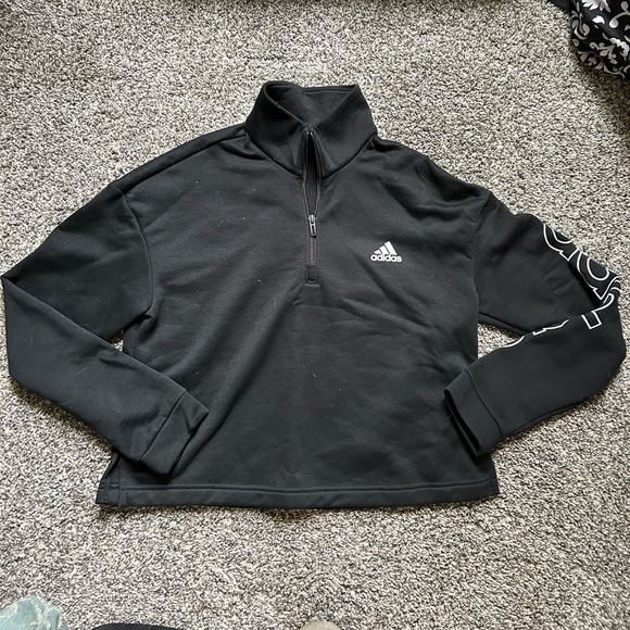 Size M Black Adidas Cropped Sweatshirt - Picture 1 of 3